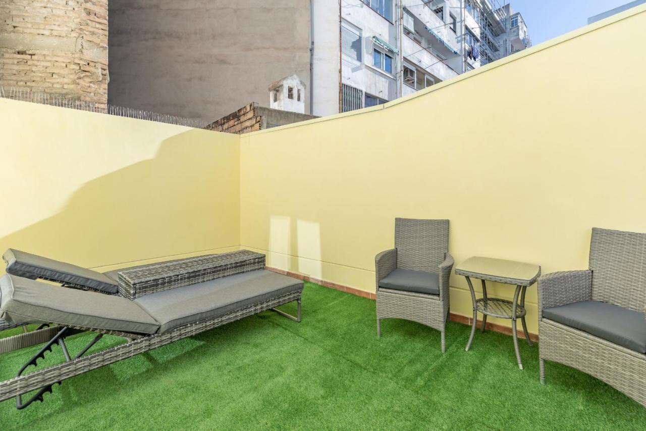 Gorgeous Apt With A Large Private Terrace Valencia Luaran gambar